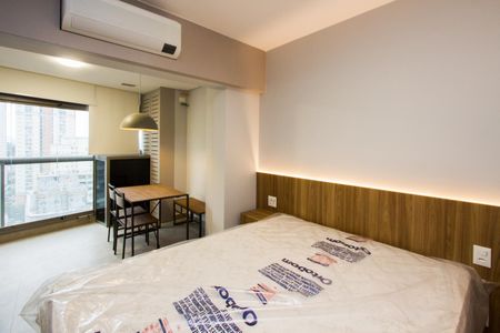 Kitnet/Studio para alugar com 1 quarto, 32m² em Jardim das Acacias, São Paulo