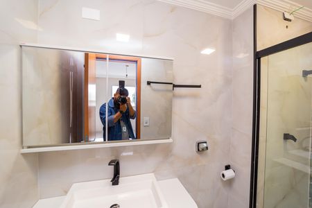 Apartamento para alugar com 58m², 2 quartos e sem vagaBanheiro