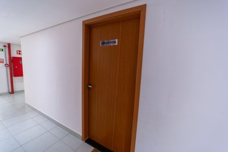 Apartamento para alugar com 58m², 2 quartos e sem vagaÁrea comum - Salão de festas