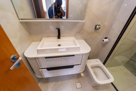 Apartamento para alugar com 58m², 2 quartos e sem vagaBanheiro