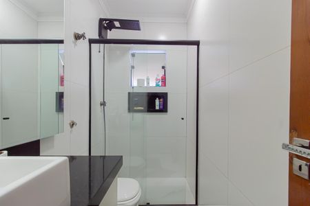 Banheiro de casa à venda com 2 quartos, 140m² em Vila Marieta, São Paulo