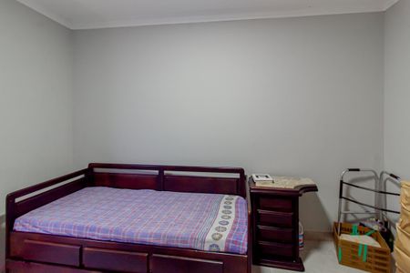 Casa à venda com 140m², 2 quartos e 2 vagasQuarto de Serviço