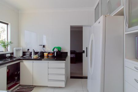 Casa à venda com 140m², 2 quartos e 2 vagasCozinha