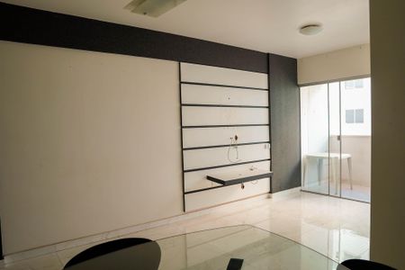 Sala de apartamento para alugar com 2 quartos, 1m² em Vila Brasilia, Aparecida de Goiânia