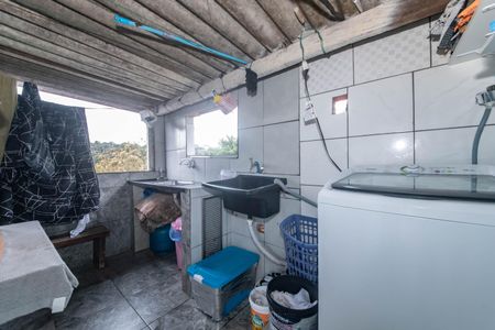 Casa à venda com 120m², 3 quartos e sem vagaLavanderia