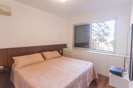 Apartamento à venda com 150m², 4 quartos e 3 vagas Apartamento à venda com 150m², 4 quartos e 3 vagasSuíte 1