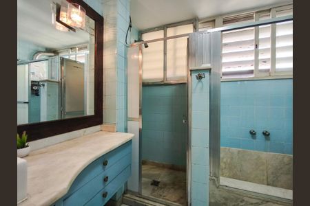 Apartamento à venda com 200m², 4 quartos e 1 vagaBanheiro Corredor