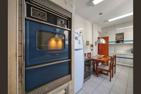 Apartamento à venda com 200m², 4 quartos e 1 vagaCozinha