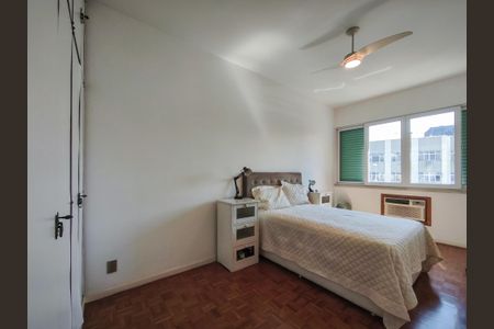 Apartamento à venda com 200m², 4 quartos e 1 vagaQuarto 1