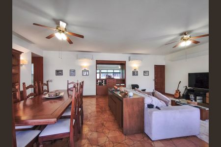 Apartamento à venda com 200m², 4 quartos e 1 vagaSala