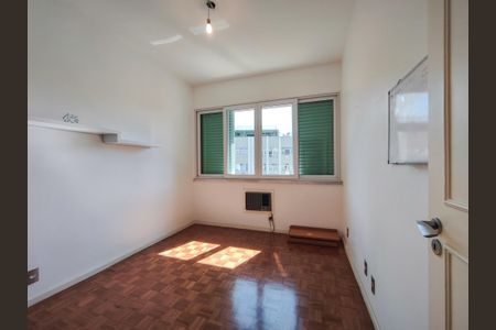 Apartamento à venda com 200m², 4 quartos e 1 vagaQuarto 2