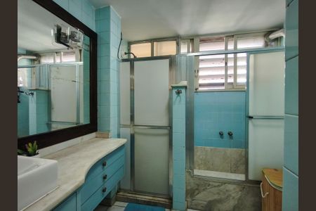 Apartamento à venda com 200m², 4 quartos e 1 vagaBanheiro Corredor