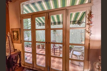 Apartamento à venda com 220m², 3 quartos e 1 vagaVaranda