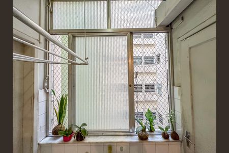 Apartamento à venda com 220m², 3 quartos e 1 vagaÁrea de Serviço