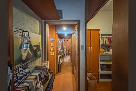 Apartamento à venda com 220m², 3 quartos e 1 vagaCorredor