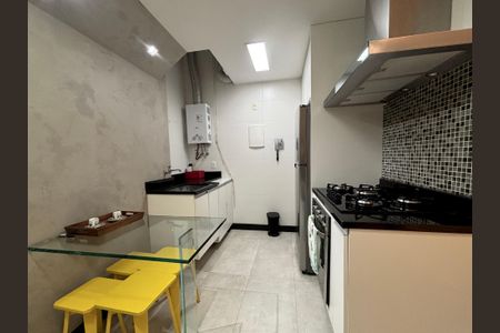 Apartamento à venda com 40m², 1 quarto e 1 vagaCozinha /área de serviço 