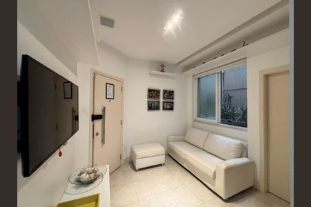 Sala de apartamento à venda com 1 quarto, 40m² em Ipanema, Rio de Janeiro