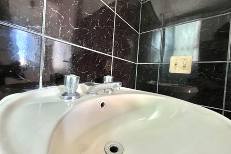 Apartamento à venda com 62m², 2 quartos e 1 vaga Apartamento à venda com 62m², 2 quartos e 1 vagaBanheiro da Suíte