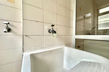 Apartamento à venda com 62m², 2 quartos e 1 vaga Apartamento à venda com 62m², 2 quartos e 1 vagaÁrea de Serviço