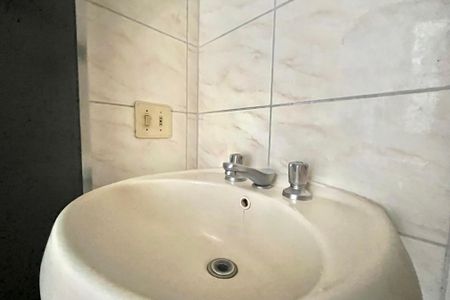 Apartamento à venda com 62m², 2 quartos e 1 vaga Apartamento à venda com 62m², 2 quartos e 1 vagaBanheiro Social