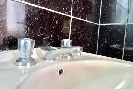 Apartamento à venda com 62m², 2 quartos e 1 vaga Apartamento à venda com 62m², 2 quartos e 1 vagaBanheiro da Suíte