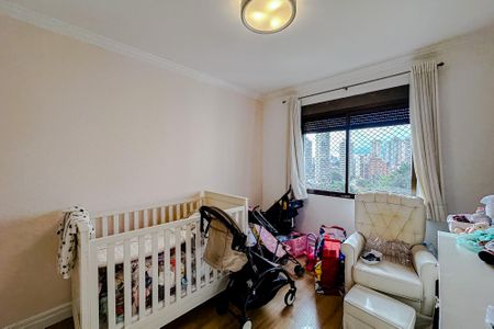 Apartamento à venda com 244m², 5 quartos e 4 vagasQuarto 1