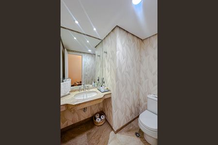 Apartamento à venda com 244m², 5 quartos e 4 vagasLavabo