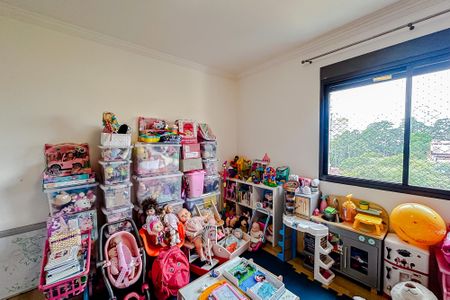 Apartamento à venda com 244m², 5 quartos e 4 vagasQuarto 2