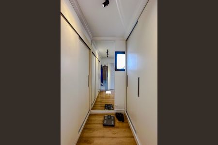 Apartamento à venda com 244m², 5 quartos e 4 vagasSuíte 1