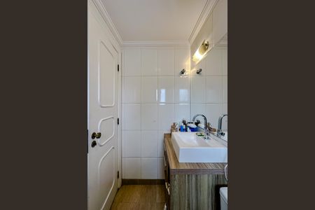 Apartamento à venda com 244m², 5 quartos e 4 vagasBanheiro da Suíte 3