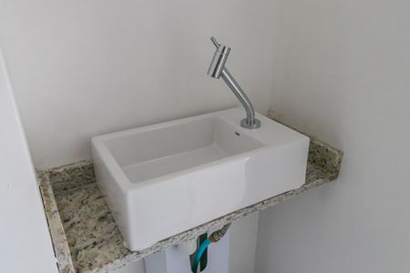 Banheiro de apartamento à venda com 3 quartos, 73m² em Jardim Esperanca, Barueri