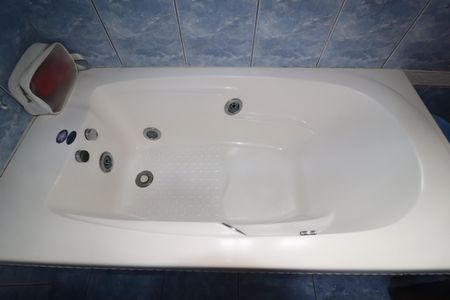 Casa à venda com 150m², 3 quartos e 3 vagasBanheiro da Suíte