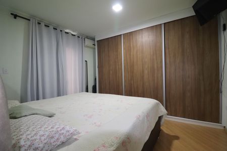 Casa à venda com 150m², 3 quartos e 3 vagasSuíte