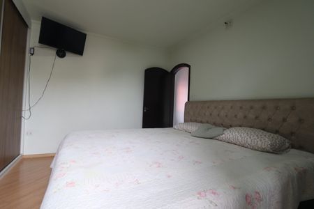 Casa à venda com 150m², 3 quartos e 3 vagasSuíte