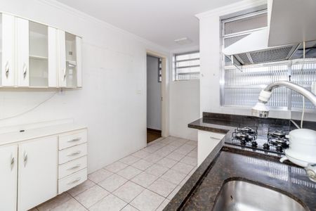 Apartamento à venda com 92m², 2 quartos e sem vaga Apartamento à venda com 92m², 2 quartos e sem vagaCozinha