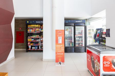 Apartamento para alugar com 70m², 2 quartos e 2 vagasMini mercado