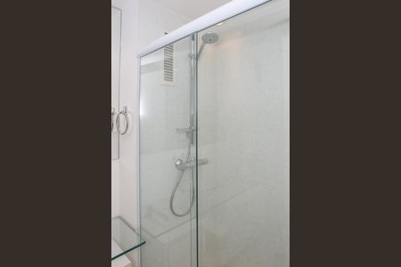 Apartamento para alugar com 70m², 2 quartos e 2 vagasBanheiro Social