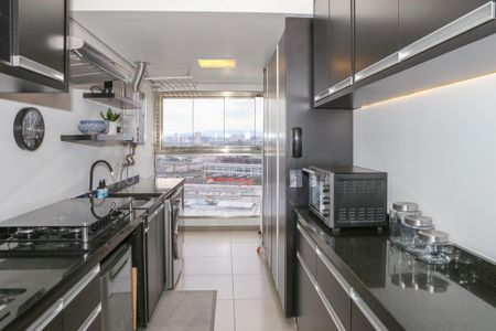 Apartamento para alugar com 70m², 2 quartos e 2 vagasCozinha e Área de Serviço