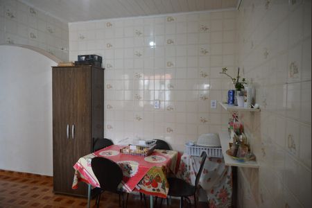 Casa à venda com 200m², 3 quartos e 3 vagasCozinha 2