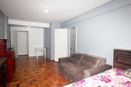 Sala/Quarto de apartamento à venda com 1 quarto, 50m² em Centro Histórico, Porto Alegre