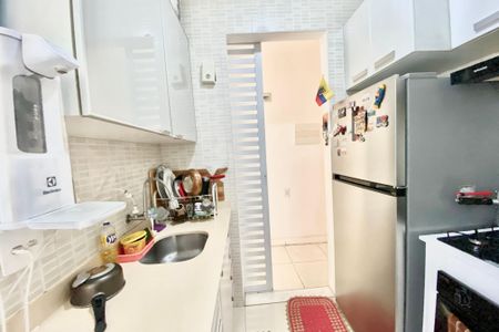 Apartamento à venda com 80m², 2 quartos e sem vaga Apartamento à venda com 80m², 2 quartos e sem vagaCozinha