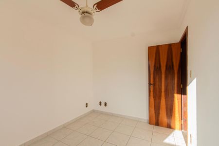 Apartamento para alugar com 80m², 3 quartos e 2 vagas Apartamento para alugar com 80m², 3 quartos e 2 vagasQuarto 2
