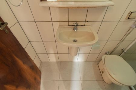 Apartamento para alugar com 80m², 3 quartos e 2 vagas Apartamento para alugar com 80m², 3 quartos e 2 vagasBanheiro