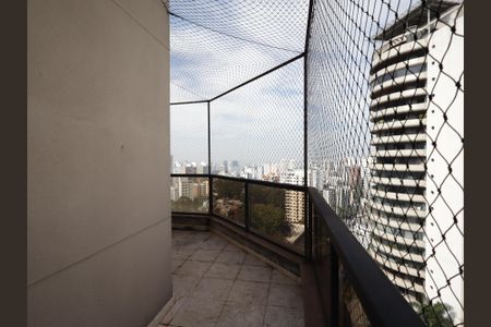 Apartamento para alugar com 637m², 4 quartos e 4 vagasVaranda