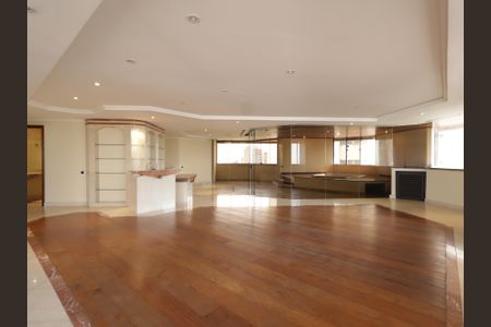 Apartamento para alugar com 637m², 4 quartos e 4 vagasÁrea comum Salão
