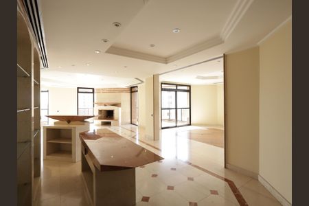 Apartamento para alugar com 637m², 4 quartos e 4 vagasSala