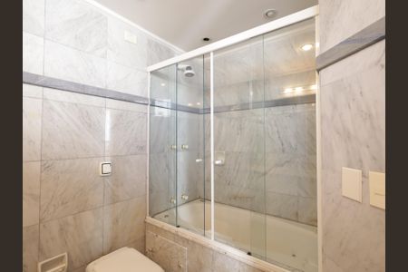 Apartamento para alugar com 637m², 4 quartos e 4 vagasBanheiro da Suíte 3