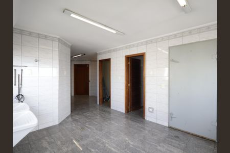 Apartamento para alugar com 637m², 4 quartos e 4 vagasÁrea de Serviço