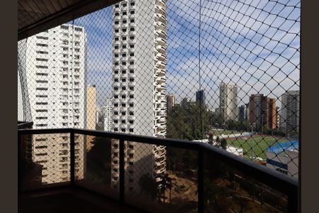 Apartamento para alugar com 637m², 4 quartos e 4 vagasVaranda