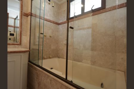 Apartamento para alugar com 637m², 4 quartos e 4 vagasBanheiro da Suíte 1